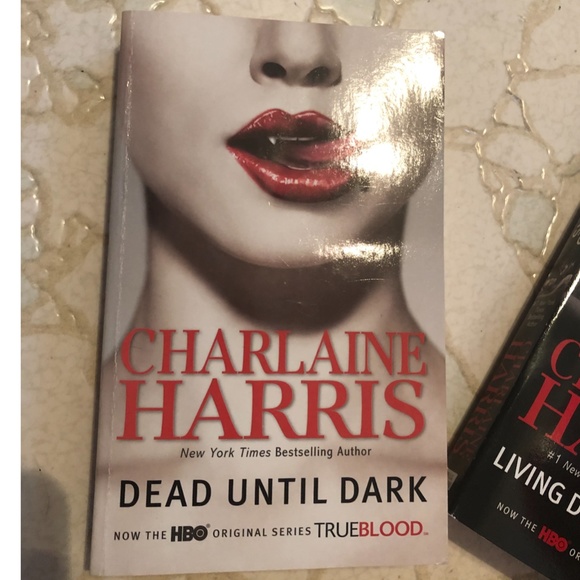 Lot of 4 books by Charlaine Harris (True Blood) and Danielle Steel - Picture 2 of 5